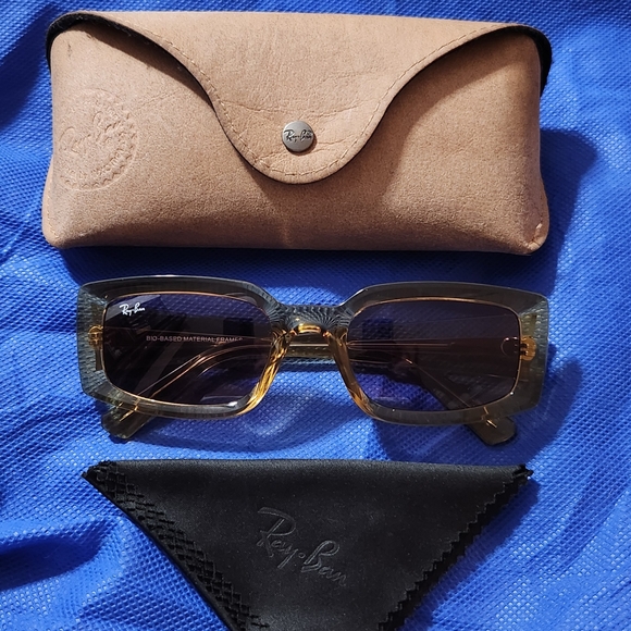 Stylish Ray-Ban Gold Sunglasses main image 7